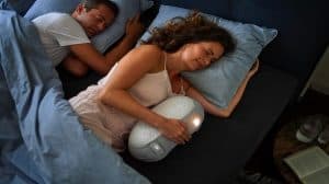 Czy małe dawki CBD mogą pomóc przy zaburzeniach snu?